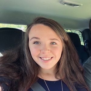 Meet your Posher, Karli